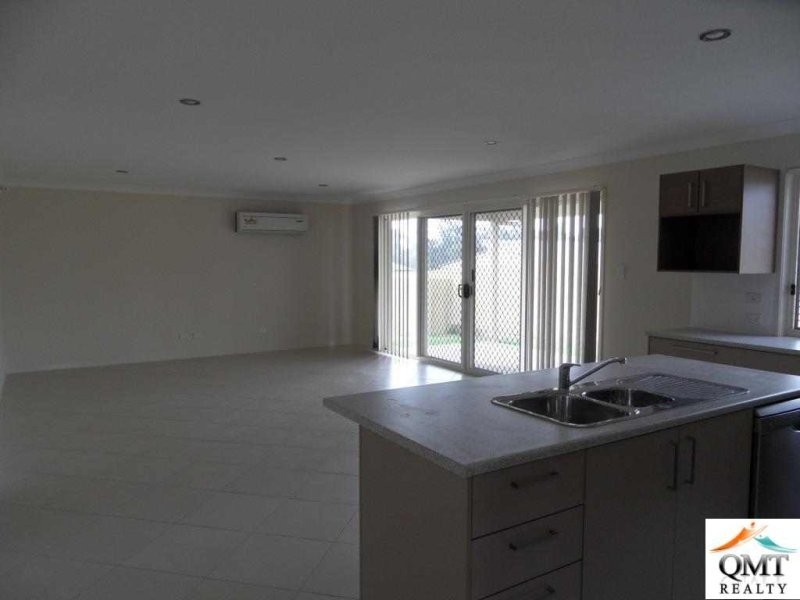 3 Anesbury Street, Doolandella QLD 4077