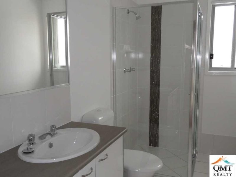 15 James Edward Street, Richlands QLD 4077