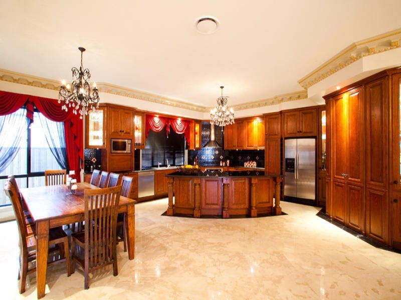 170 Hawthorne Circuit, Stretton QLD 4116