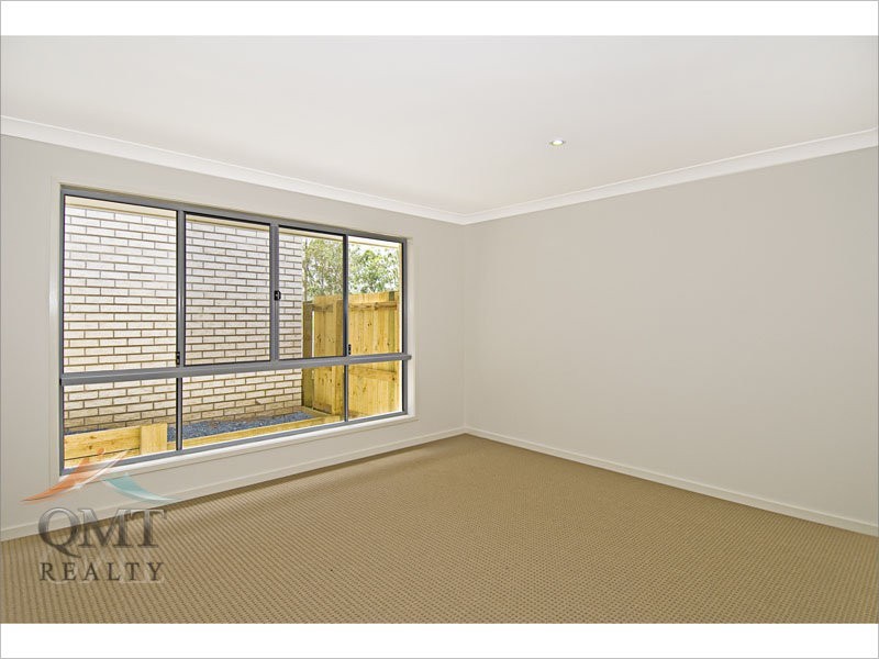 19 Bellthorpe Crescent, Waterford QLD 4133