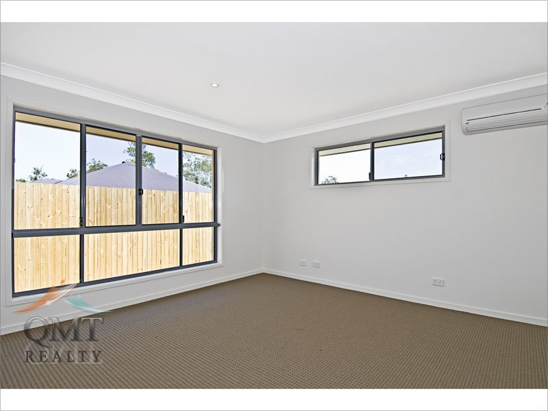19 Bellthorpe Crescent, Waterford QLD 4133