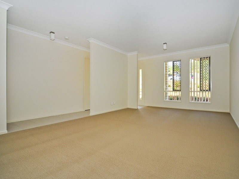 4 Foundation Street, Collingwood Park QLD 4301