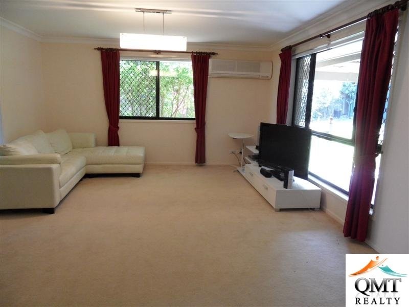 44 Clifton Place, Parkinson QLD 4115