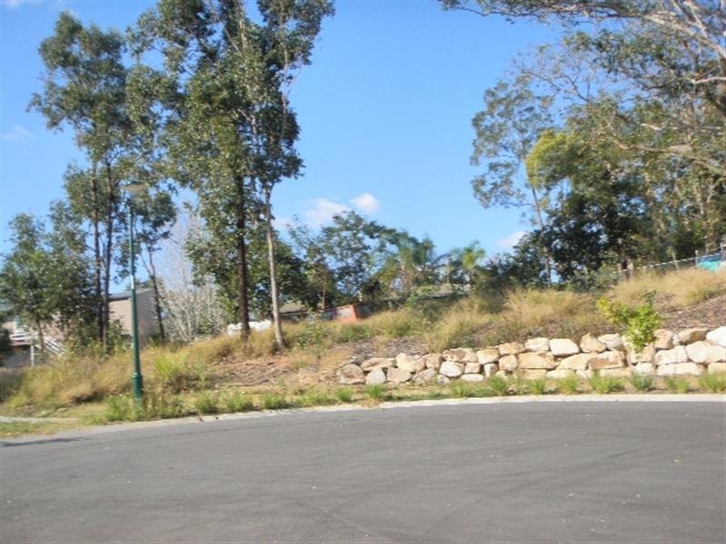 8 Bowen Street, Blackstone QLD 4304