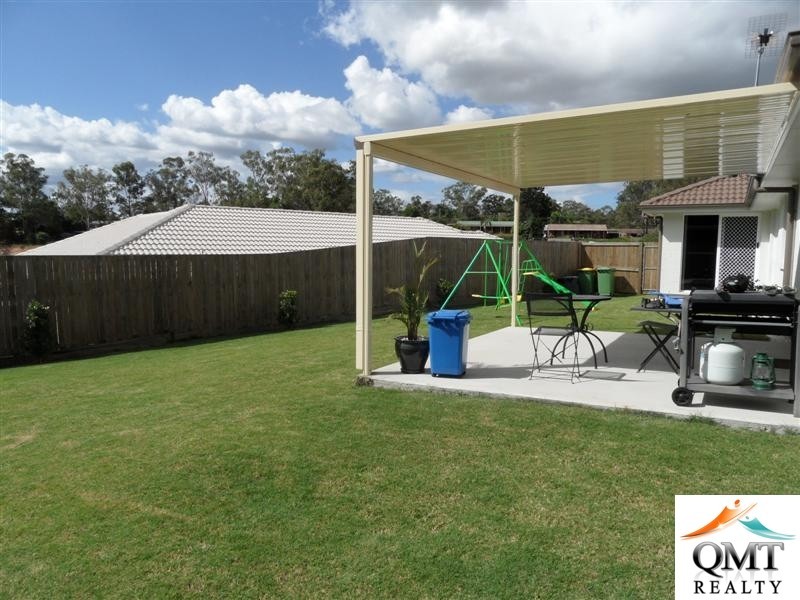 60 Eric Drive, Blackstone QLD 4304