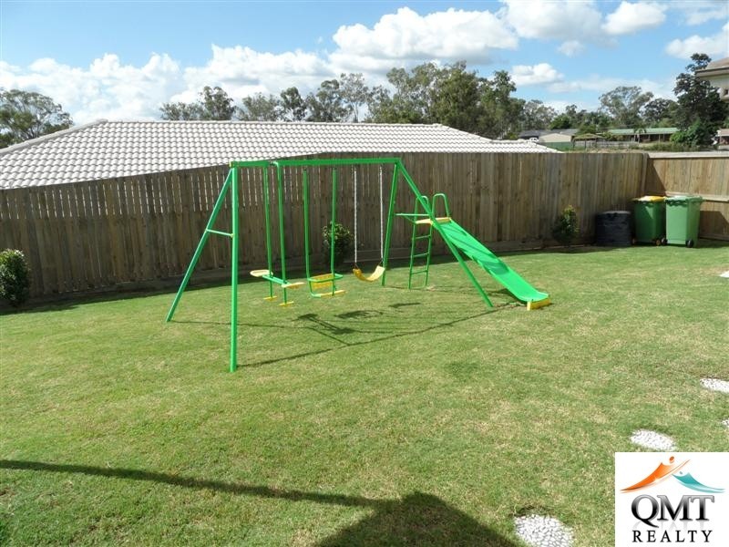 60 Eric Drive, Blackstone QLD 4304