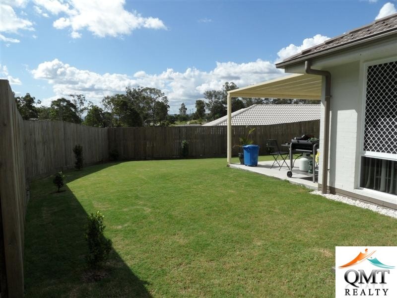 60 Eric Drive, Blackstone QLD 4304