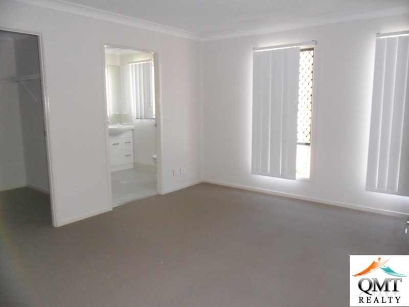 33 Conway Street, Riverview QLD 4303