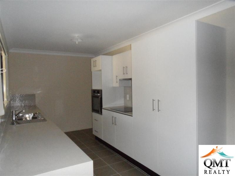 38 Neilson Court, Riverview QLD 4303