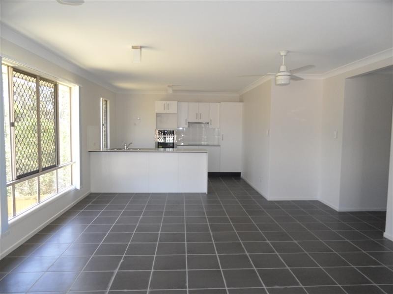 6 Stack Street, Collingwood Park QLD 4301