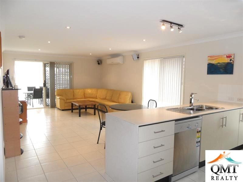 24 Bosswood Court, Yamanto QLD 4305