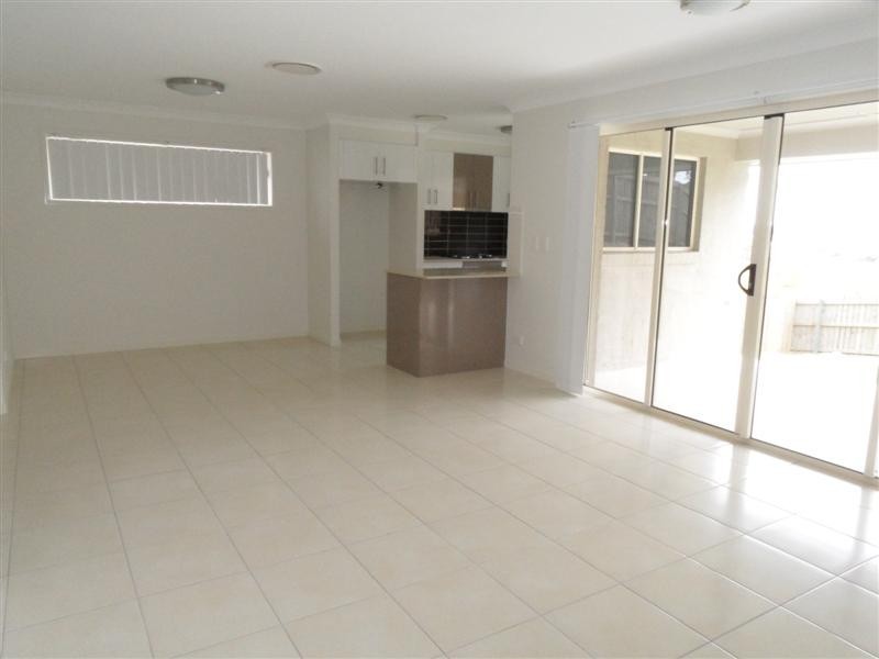 58 Outlook Drive, Waterford QLD 4133