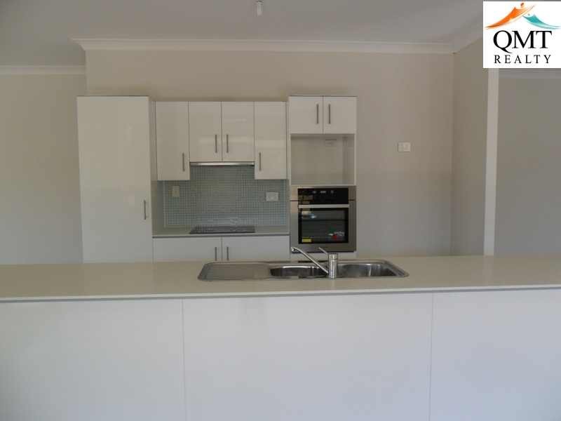 24 Tulip Street, Yamanto QLD 4305