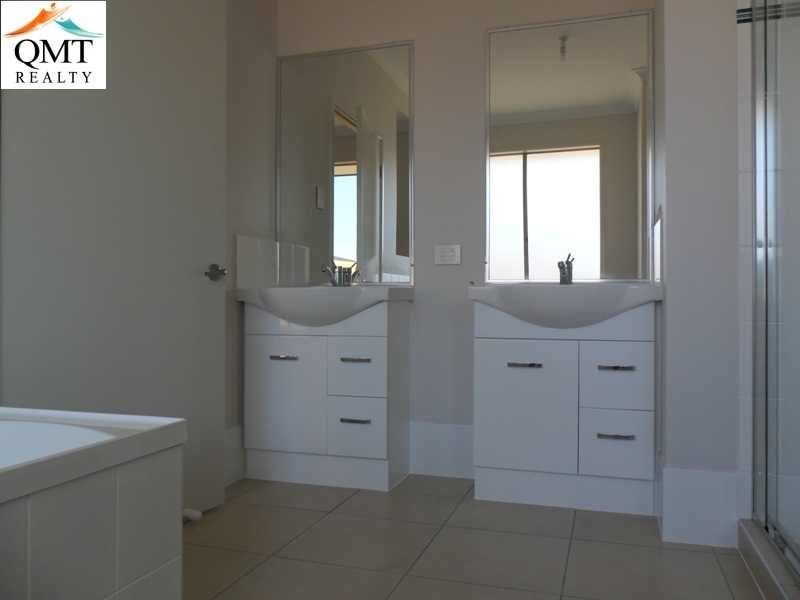 24 Tulip Street, Yamanto QLD 4305