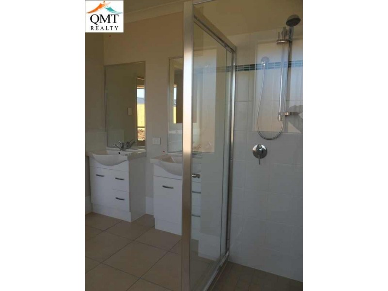 24 Tulip Street, Yamanto QLD 4305