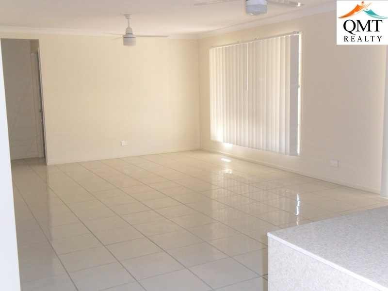 Yamanto QLD 4305