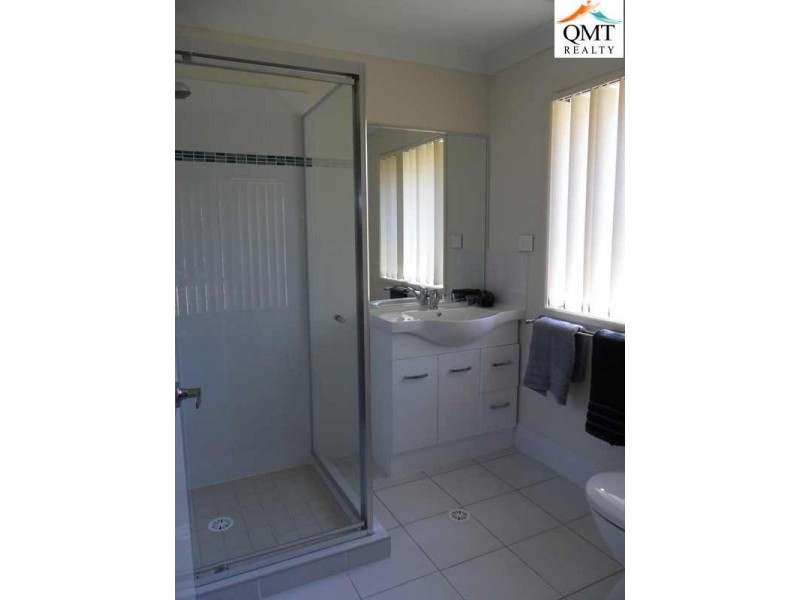 Yamanto QLD 4305