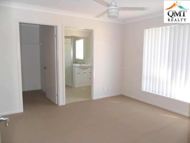 11 Goddards Road, Yamanto QLD 4305