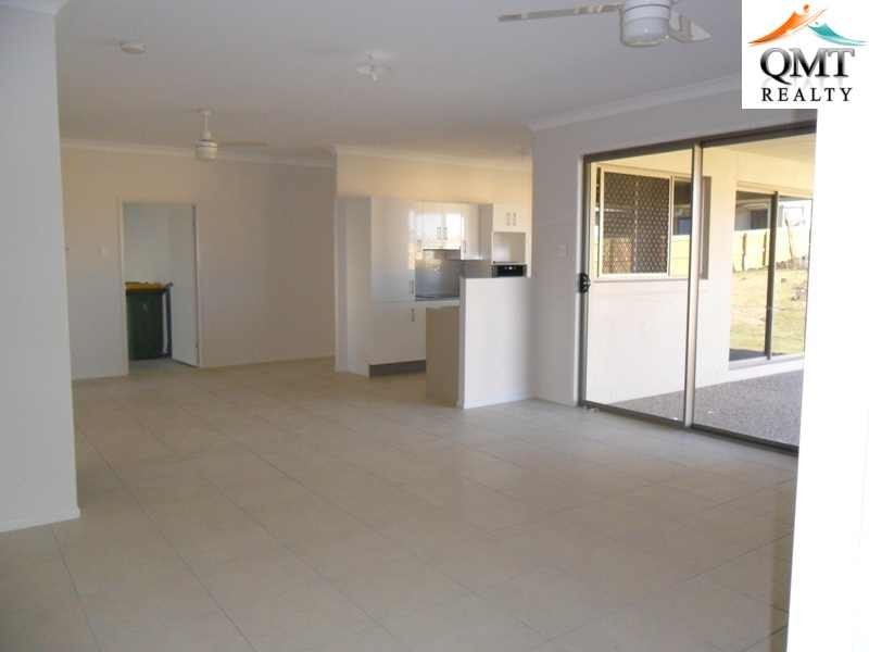 11 Iris Court, Yamanto QLD 4305