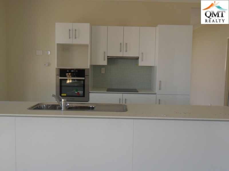 9 Iris Court, Yamanto QLD 4305