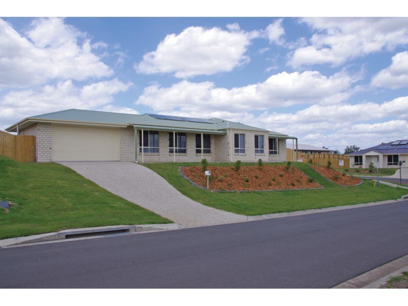1 Iris Court, Yamanto QLD 4305