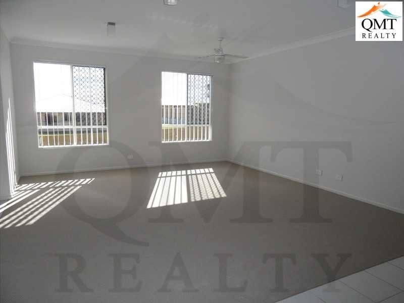 1 Iris Court, Yamanto QLD 4305