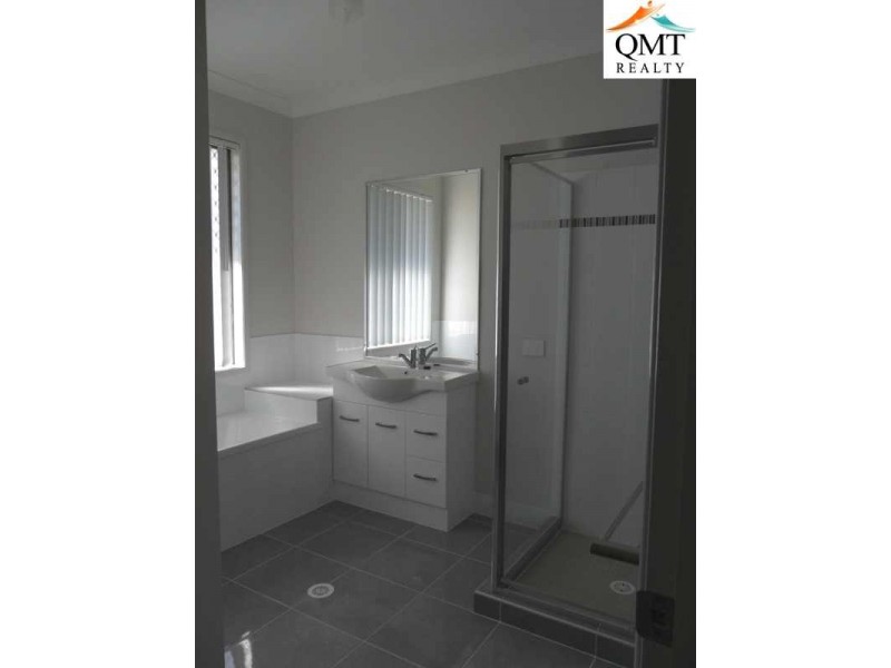 Yamanto QLD 4305
