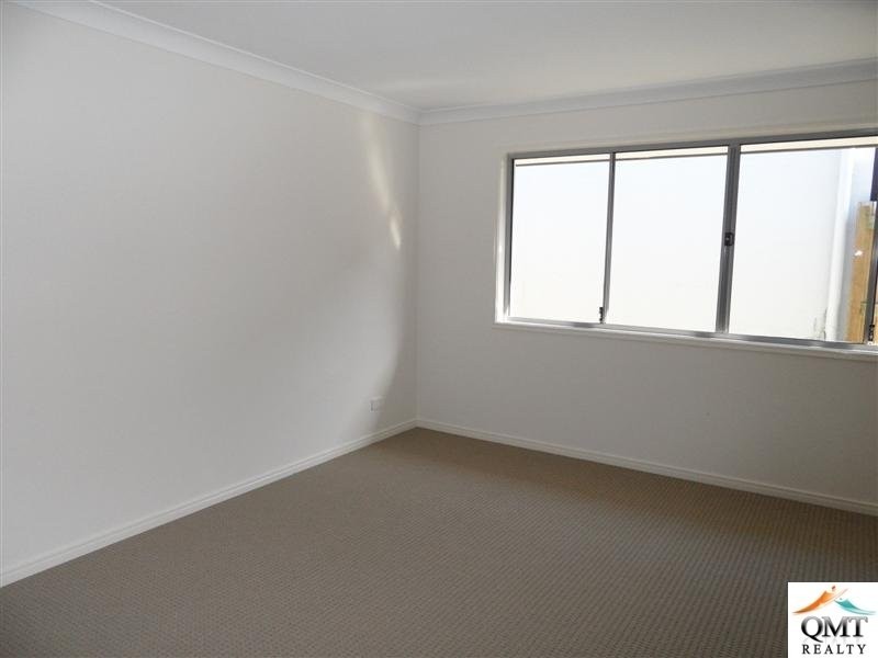 24 Coalstoun Crossing, Waterford QLD 4133