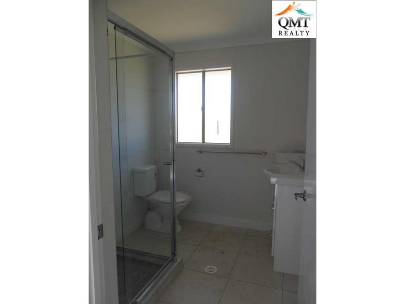 10 Petal Place, Yamanto QLD 4305