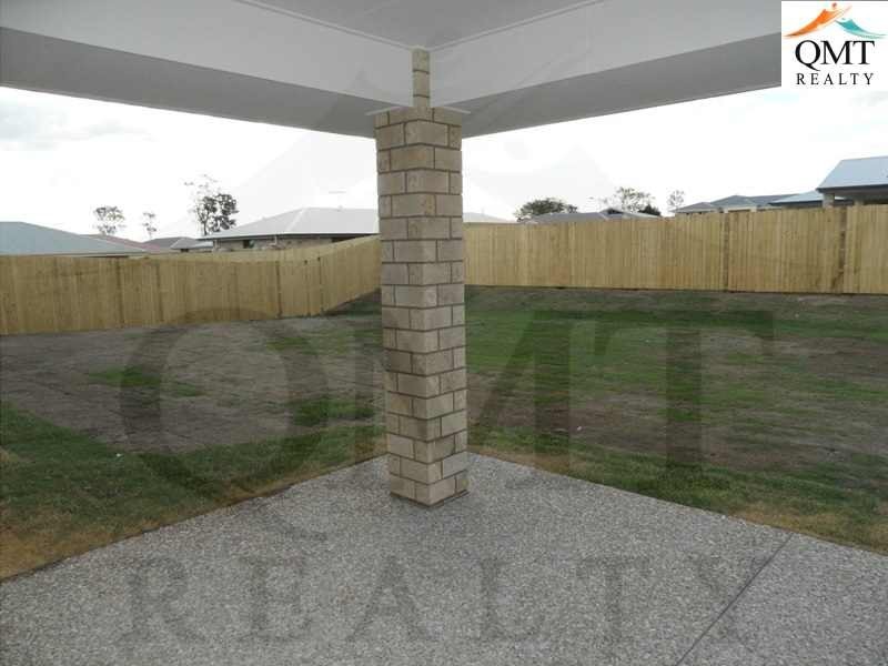 10 Petal Place, Yamanto QLD 4305
