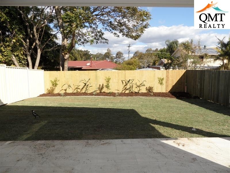 7b Gamenya Drive, Springwood QLD 4127
