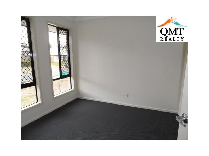 Blackstone QLD 4304