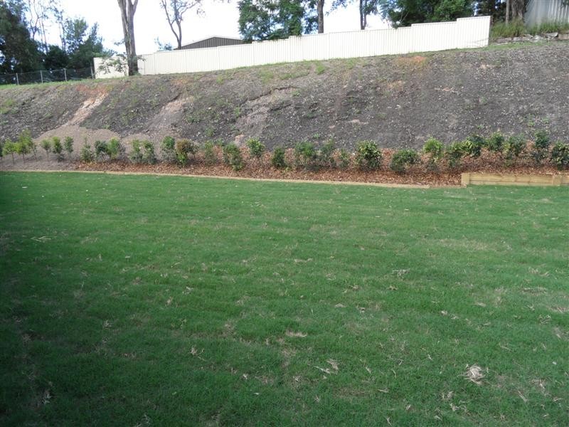 86 High Street, Blackstone QLD 4304