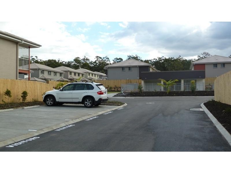 Hillcrest QLD 4118