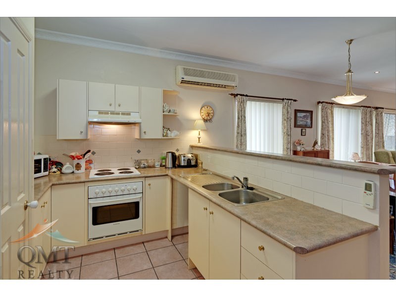 8 Bridgeman Place, Forest Lake QLD 4078