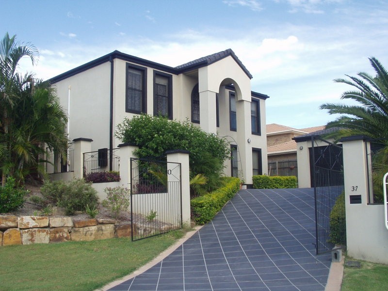 37 Clifton Place, Parkinson QLD 4115