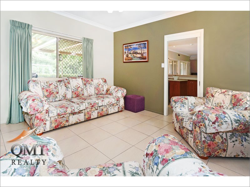15 Castle Hill Drive, Murrumba Downs QLD 4503