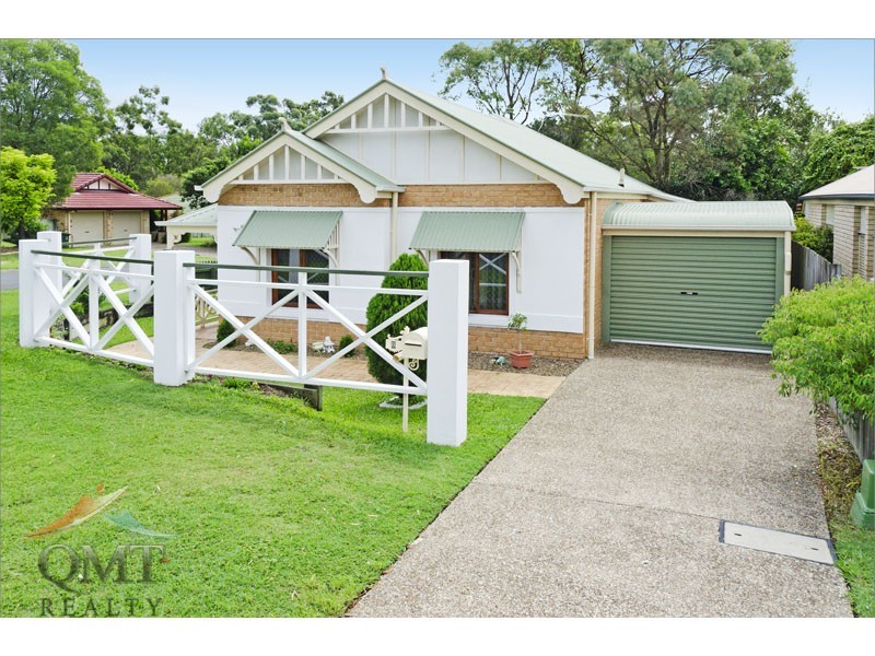 8 Bridgeman Place, Forest Lake QLD 4078