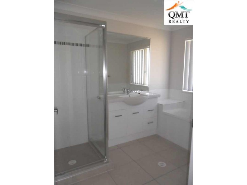 19 Goddards Road, Yamanto QLD 4305