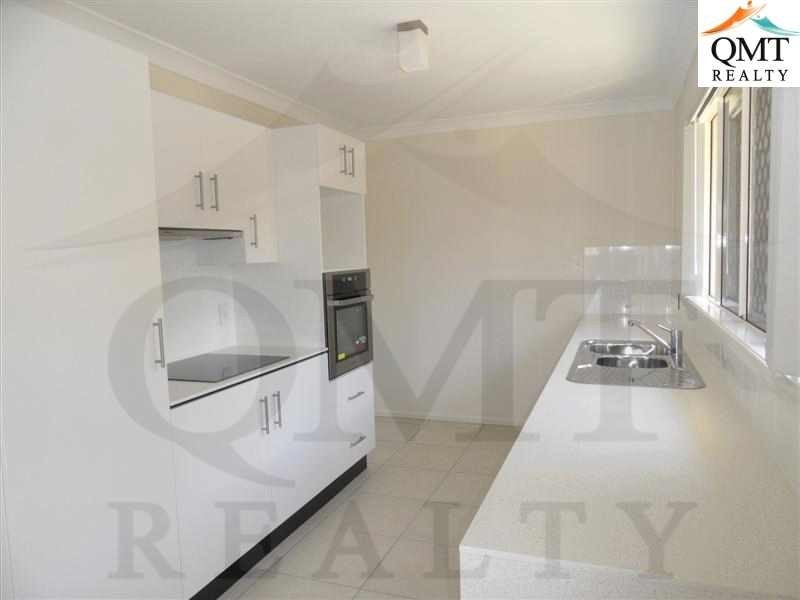 17 MacBride Crt, Collingwood Park QLD 4301