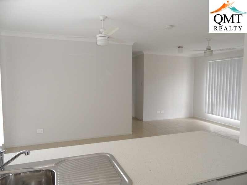 96 High Street, Blackstone QLD 4304