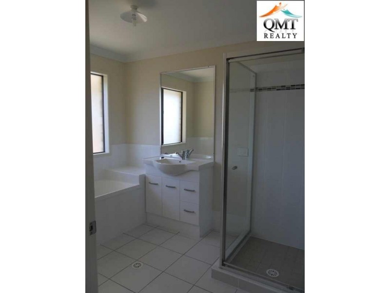 3 Iris Court, Yamanto QLD 4305