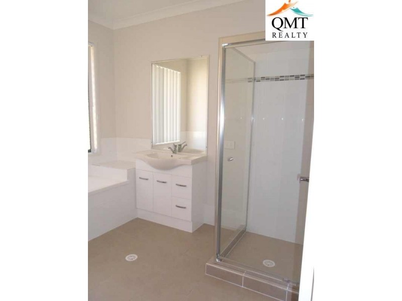 26 Tulip Street, Yamanto QLD 4305