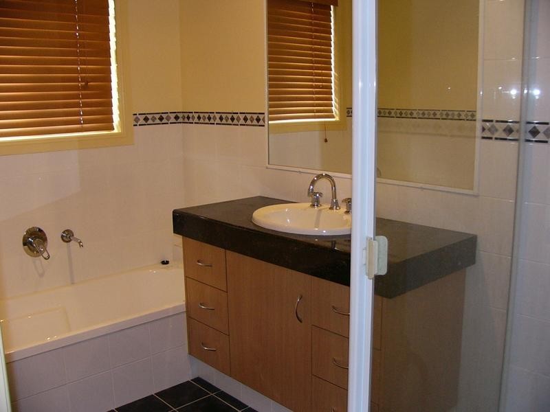 155 Stradbroke Avenue, Wynnum QLD 4178