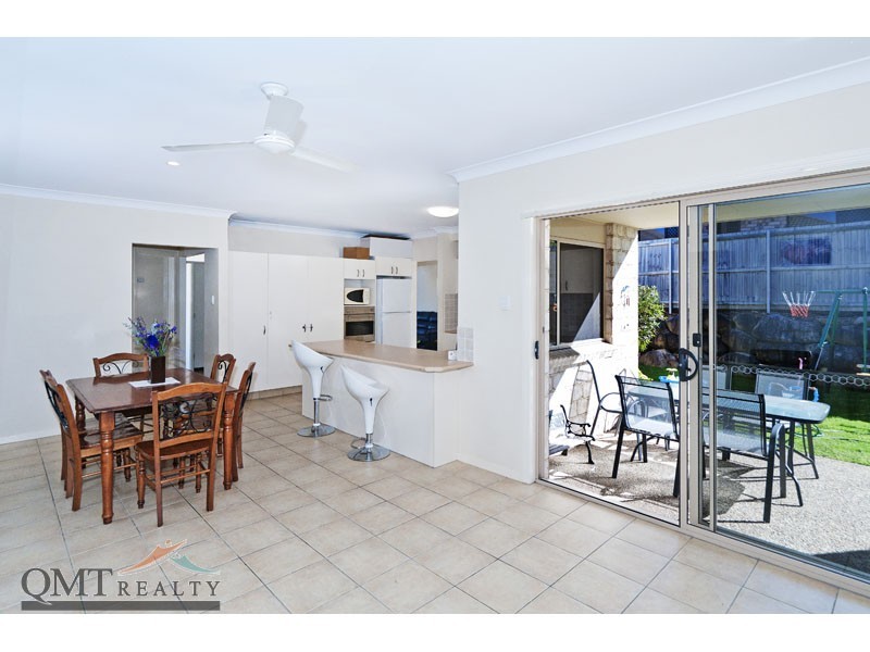 82 Claremont Parade, Forest Lake QLD 4078