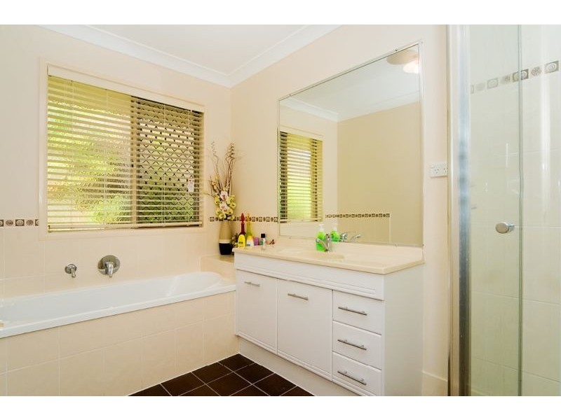 7 Haimes Court, Collingwood Park QLD 4301