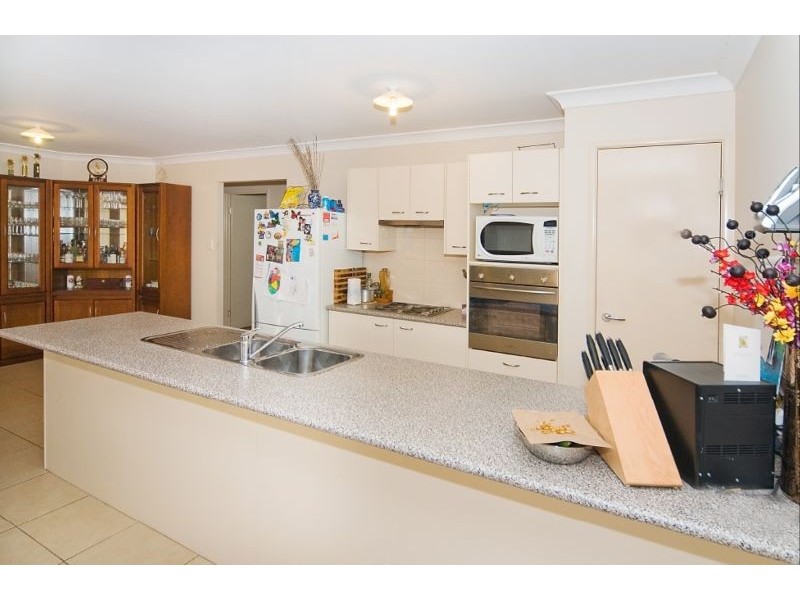 7 Haimes Court, Collingwood Park QLD 4301