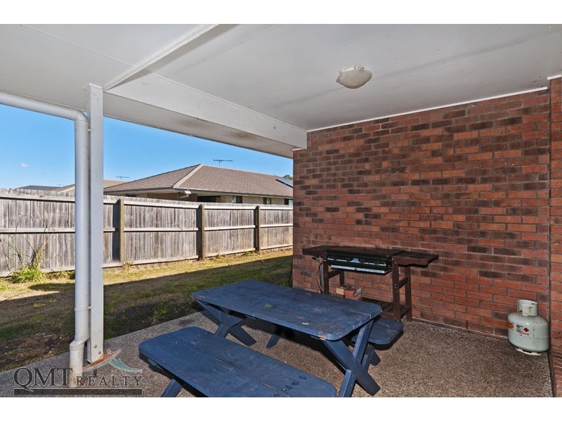 21 Sandpiper Cct, Eagleby QLD 4207