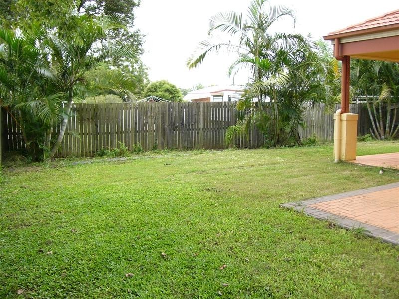155 Stradbroke Avenue, Wynnum QLD 4178