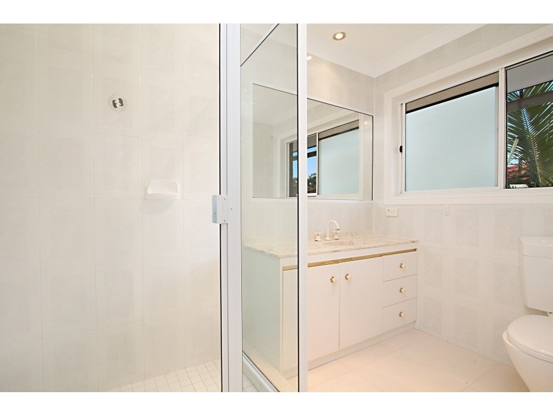 8 Jasmine Court, Calamvale QLD 4116